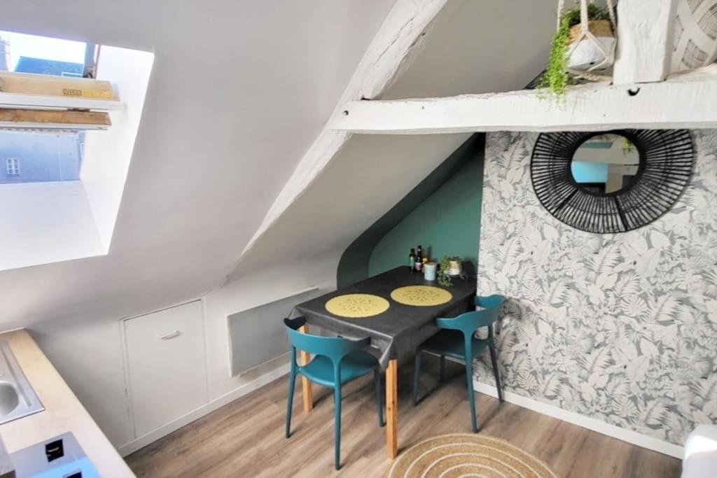 La Cabane - Petit Studio Mansarde - Plage 50M - Rue Gratuite Saint-Malo Ngoại thất bức ảnh