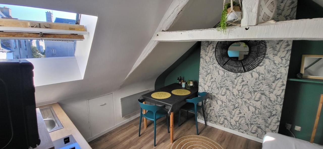 La Cabane - Petit Studio Mansarde - Plage 50M - Rue Gratuite Saint-Malo Ngoại thất bức ảnh